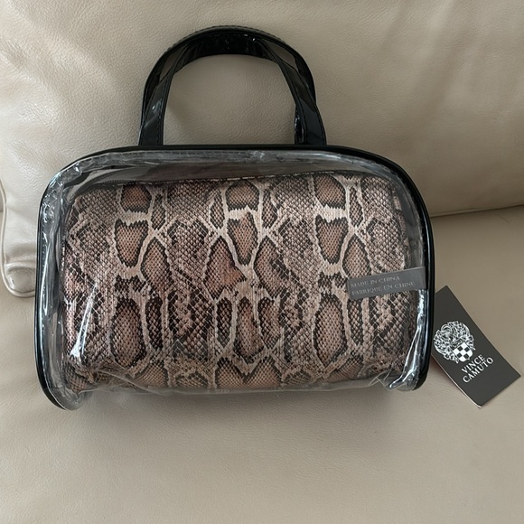 NWT Vince Camuto 3 piece Makeup Bag Set - Picture 2 of 3